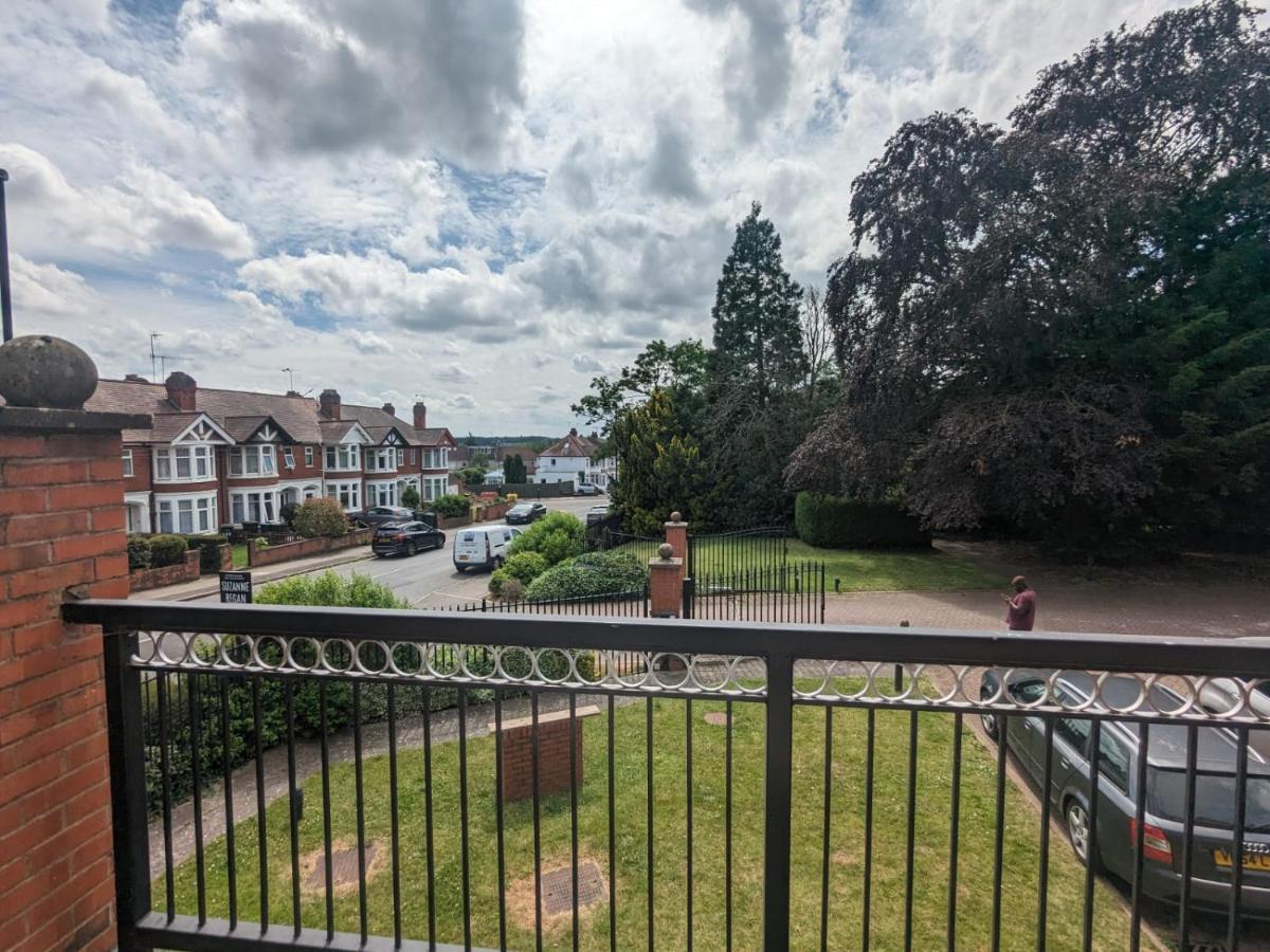Stylish Modern Apartment, Free Secure Parking Allesley Exterior foto